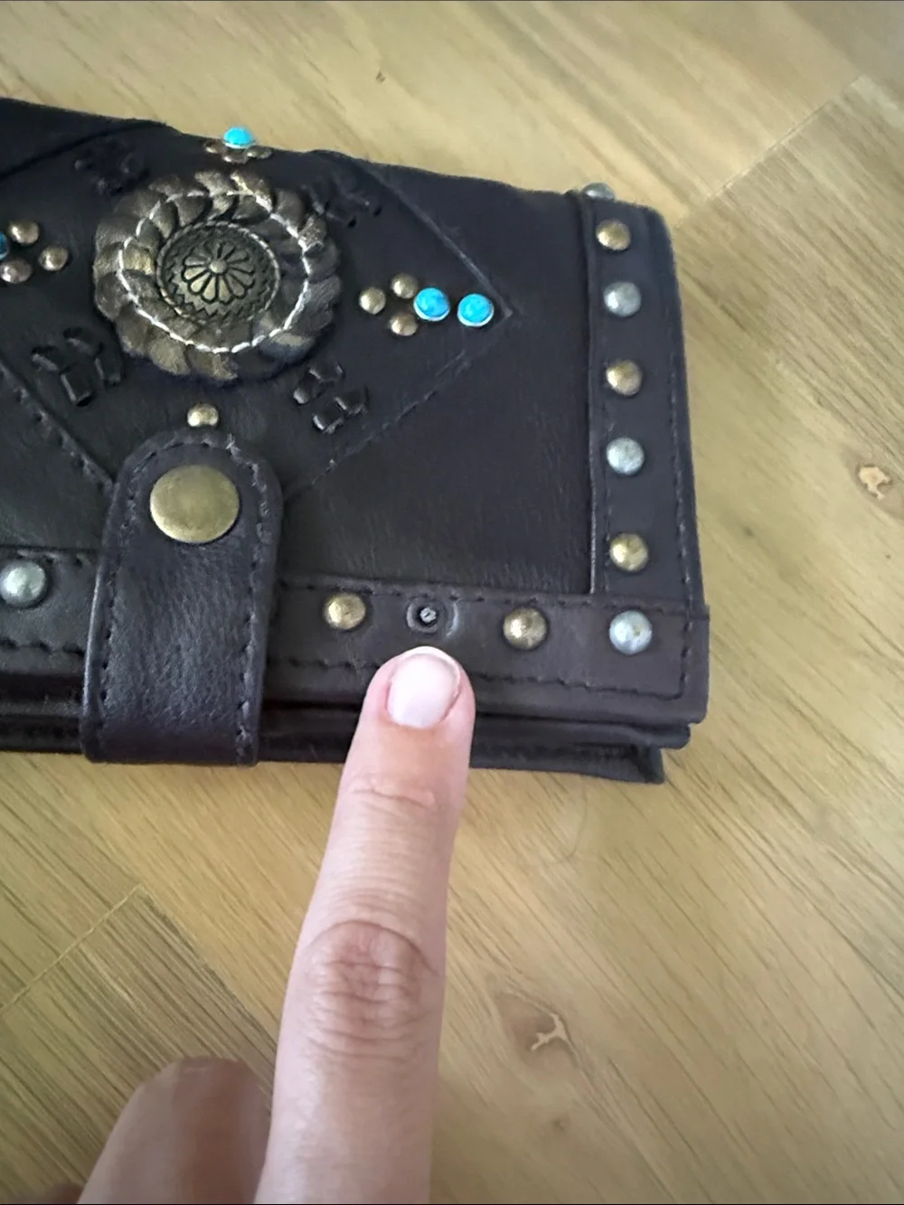 Latico Woodstock Wallet